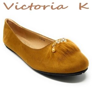 Feather Embellished Buckle Flats, B-2719, Brown Size 8.5